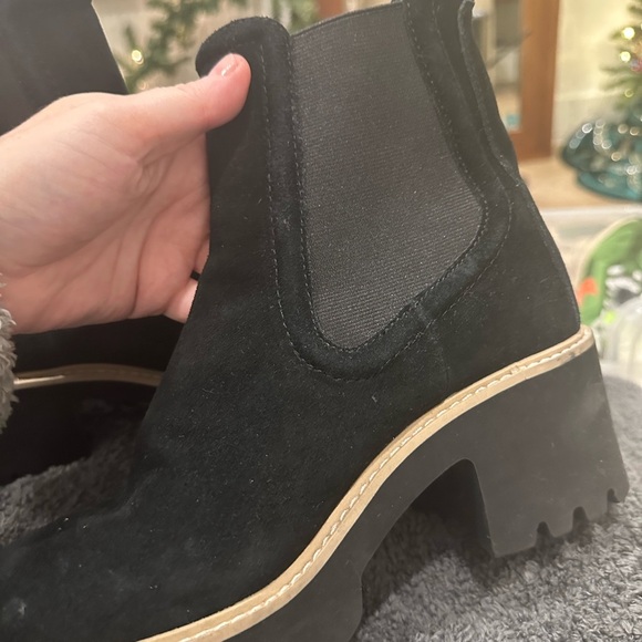 Dolce Vita Black H2O suedes Ankle Booties size 7 - Picture 9 of 10